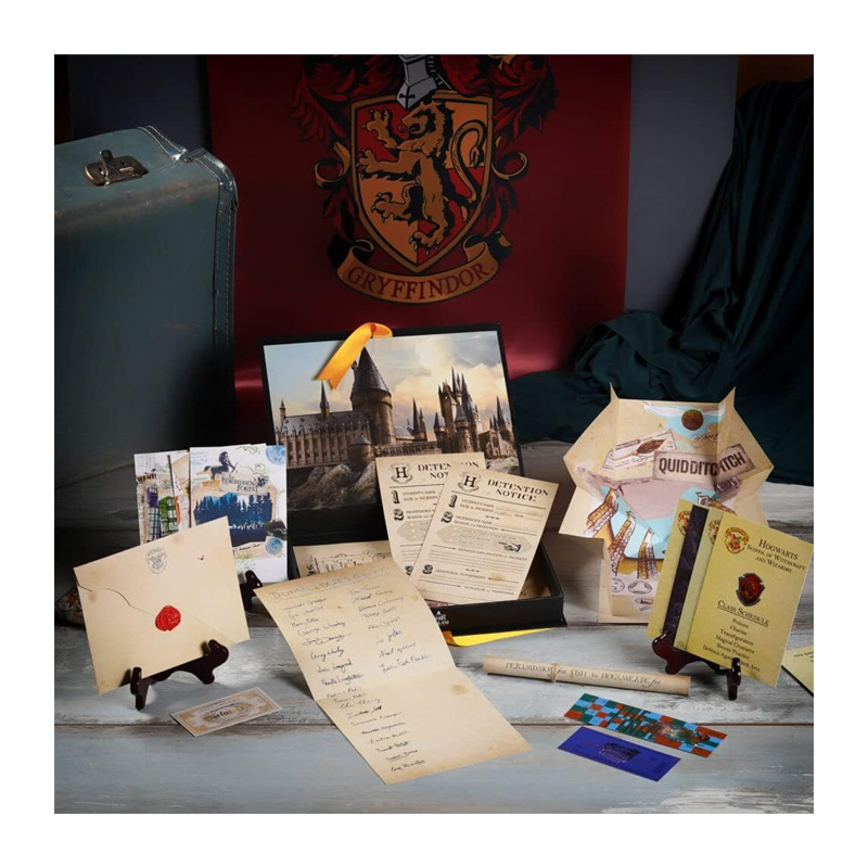 https://cartamagica.hr/wp-content/uploads/2023/12/Wizarding-World-Harry-Potter-Hogwarts-Invitation-Letter-Set_2.jpg