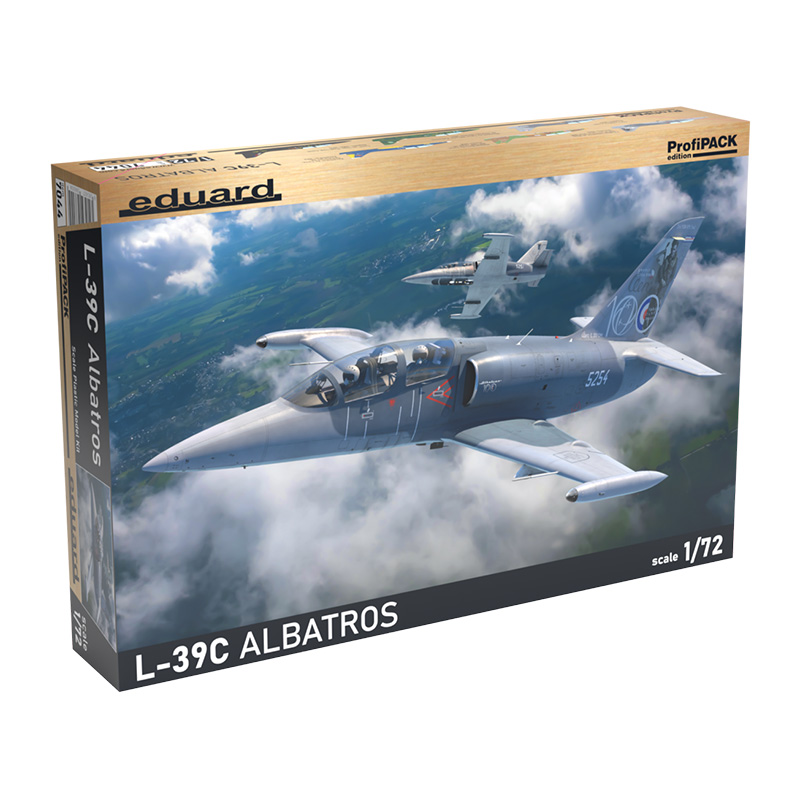 7044 - L-39C ALBATROS PROFIPACK 1/72