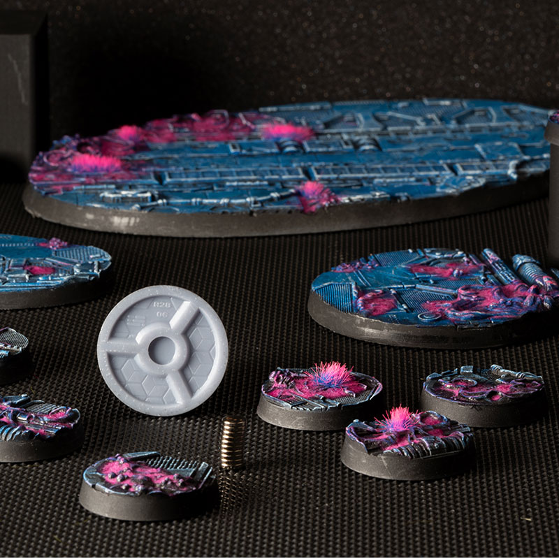 https://cartamagica.hr/wp-content/uploads/2025/05/BASES-ALIEN-INFESTATION-ROUND-28MM-X8_2.jpg