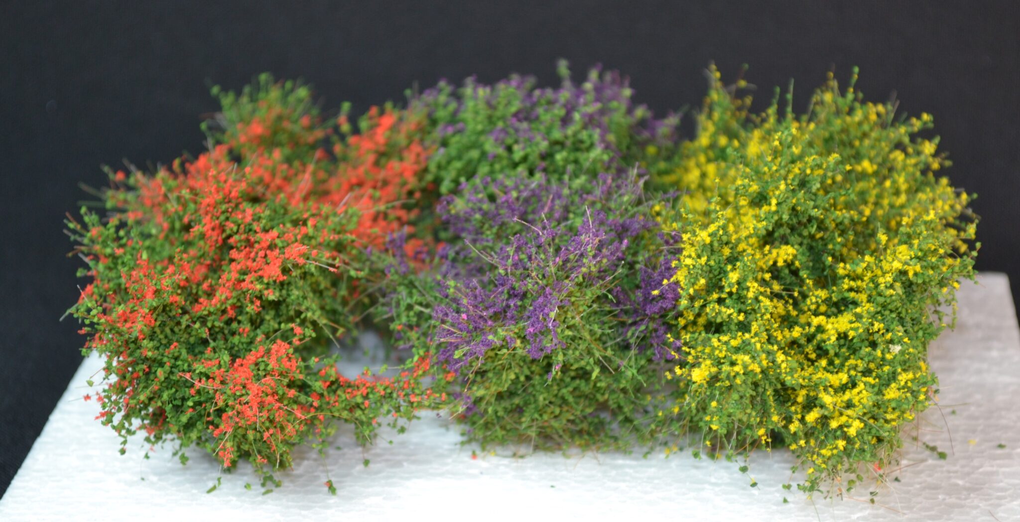 BUSH SET BLOSSOM