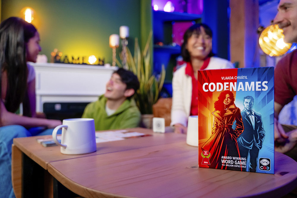 https://cartamagica.hr/wp-content/uploads/2025/11/Codenames_6.jpg
