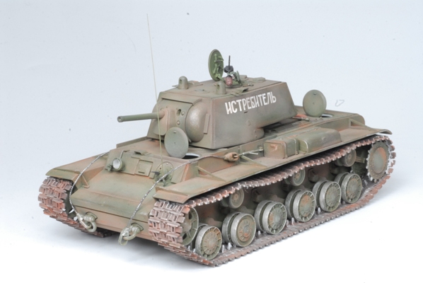 https://cartamagica.hr/wp-content/uploads/2026/04/3539-KV-1-SOVIET-HEAVY-TANK-1-35_2.jpg