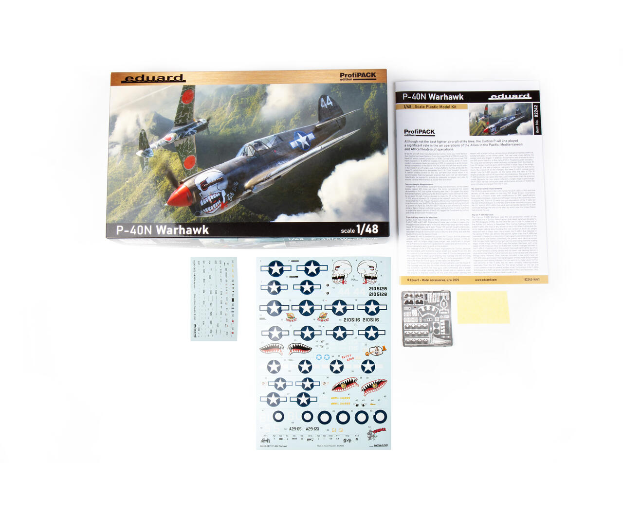 https://cartamagica.hr/wp-content/uploads/2026/04/82242-P-40N-WARHAWK-1-48_2.jpg