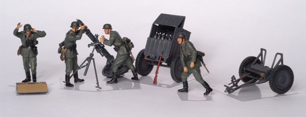 https://cartamagica.hr/wp-content/uploads/2026/08/3583-GERMAN-120mm-MORTAR-42-WITH-TRAILER-AND-CREW-1_35_2.jpg